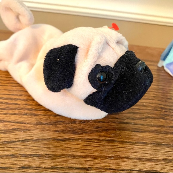 PUGSLY BEANIE BABY PUG BROWN AND BLACK 05-02-96 with tags - Picture 1 of 11